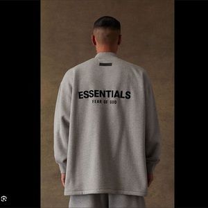 Fear of God Essentials Dark Oatmeal Relaxed Crew Neck Sweatshirt size Med NWT